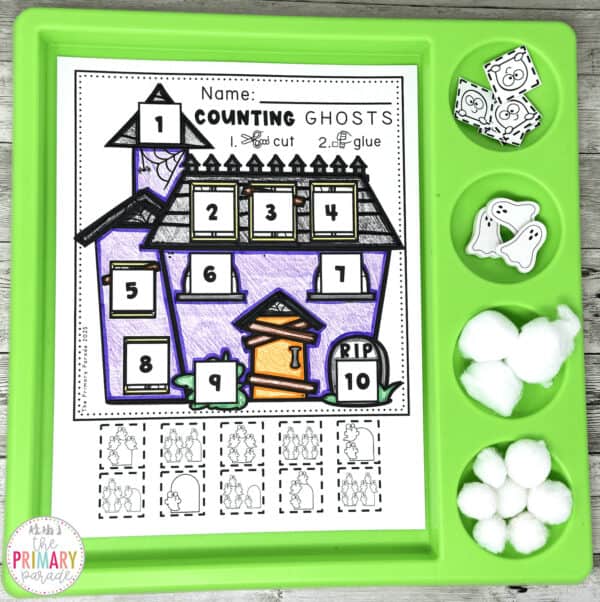 Haunted house ghost counting worksheet for Halloween with numbers 1 to 10