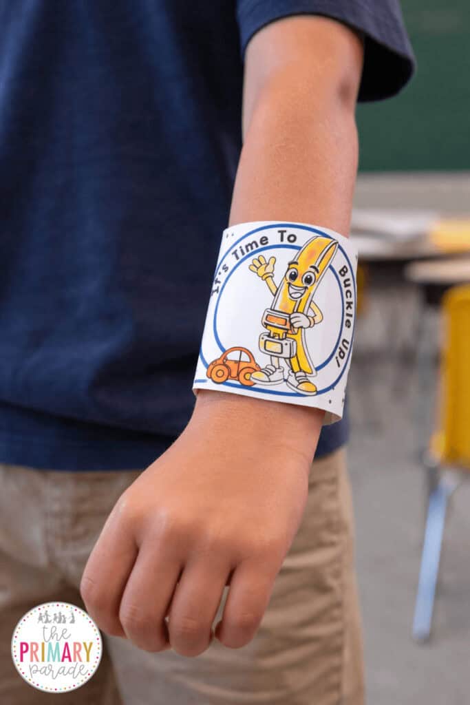 Seatbelt safety bracelet craft for kids classroom activity